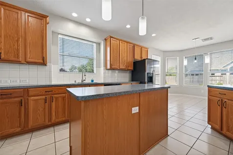 12414 Montebello Manor Lane Tomball TX 77377