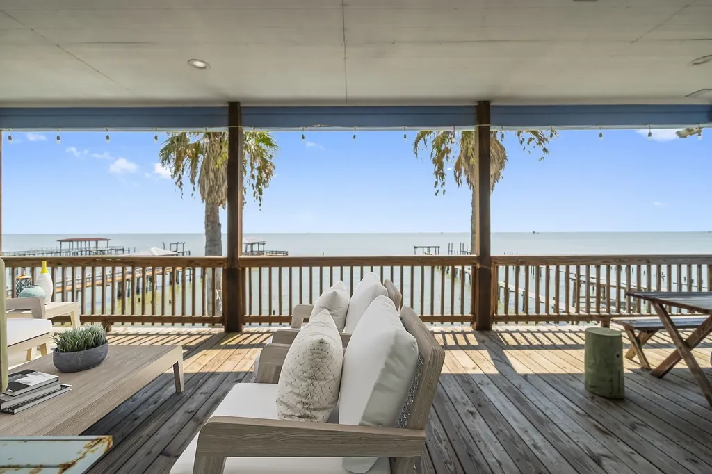 427 2nd Street San Leon TX 77539