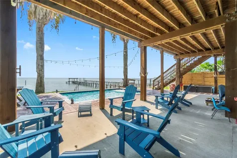 427 2nd Street San Leon TX 77539