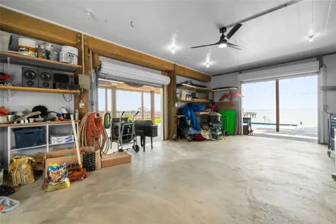 427 2nd Street San Leon TX 77539