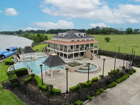 12590 Saint Louis Court Willis TX 77318