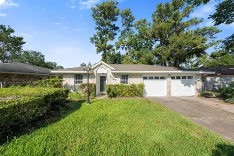 9627 N Glenwood Forest Drive Houston TX 77078