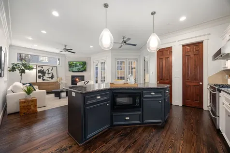 1412 W 24th Street Houston TX 77008
