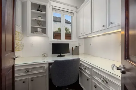 1412 W 24th Street Houston TX 77008