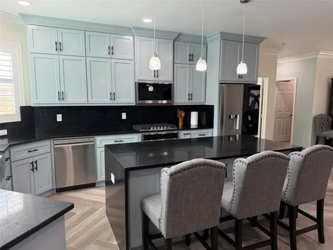 5525 Swan Drive Galveston TX 77551