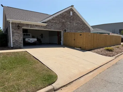 5525 Swan Drive Galveston TX 77551