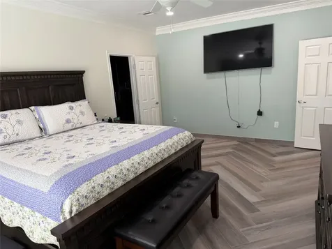 5525 Swan Drive Galveston TX 77551