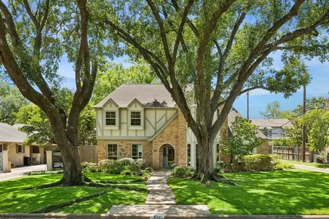 851 Glenchester Drive Houston TX 77079