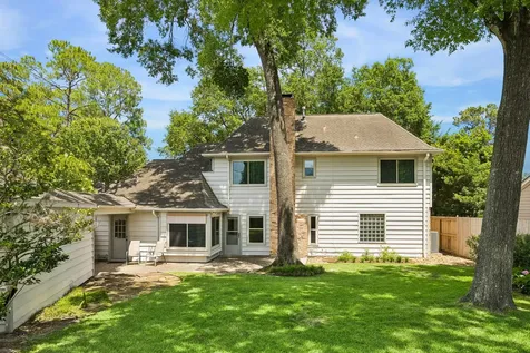 851 Glenchester Drive Houston TX 77079