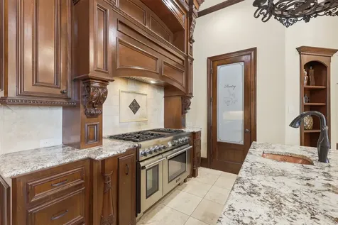 14 Post Shadow Estate Court Spring TX 77389