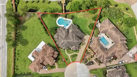 14 Post Shadow Estate Court Spring TX 77389