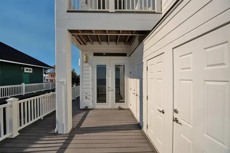 2290 Trinidad Crystal Beach TX 77650