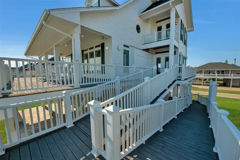 2290 Trinidad Crystal Beach TX 77650