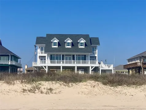 2290 Trinidad Crystal Beach TX 77650