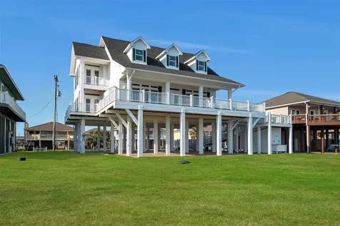 2290 Trinidad Crystal Beach TX 77650