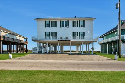 2290 Trinidad Crystal Beach TX 77650