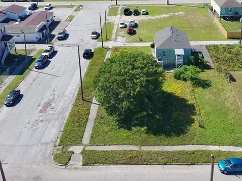 4203 Church Street Galveston TX 77550