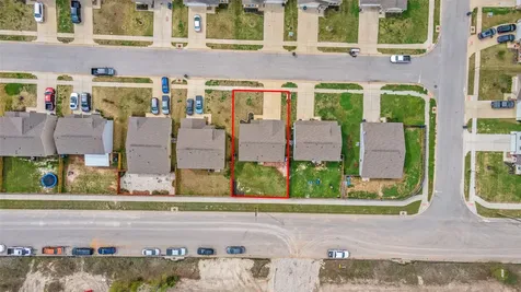 105 Avalon Drive Huntsville TX 77320