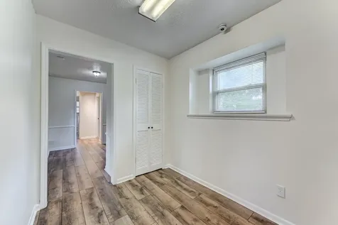 806 S Hyannis Port Street Crosby TX 77532