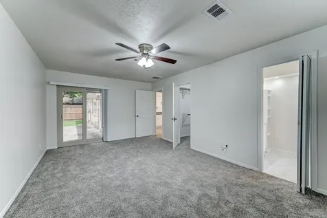 806 S Hyannis Port Street Crosby TX 77532