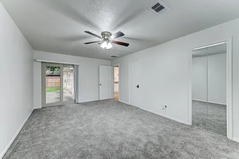 806 S Hyannis Port Street Crosby TX 77532