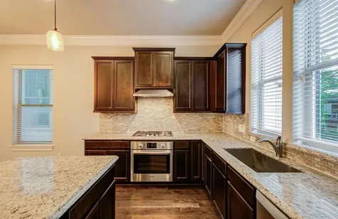 610 Delano Street Houston TX 77003