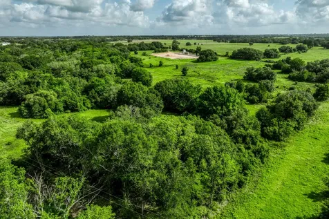 Tract 5 S Nassau Road Round Top TX 78954