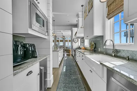 2457 E Seaside Drive Galveston TX 77550