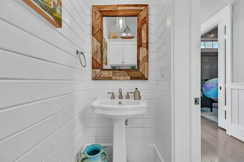 2457 E Seaside Drive Galveston TX 77550