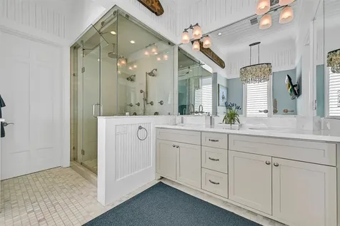 2457 E Seaside Drive Galveston TX 77550