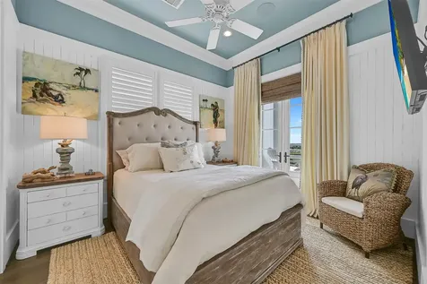 2457 E Seaside Drive Galveston TX 77550