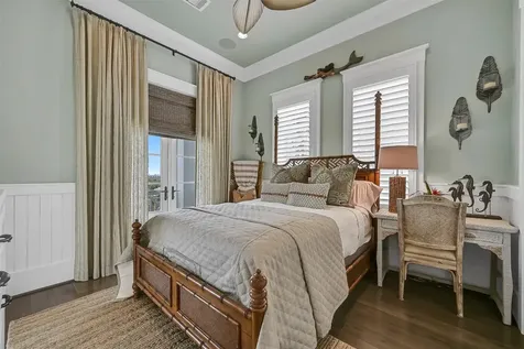 2457 E Seaside Drive Galveston TX 77550