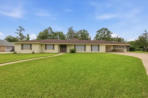 2127 Treemont Lane Orange TX 77630
