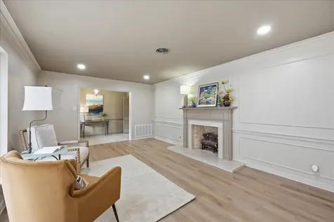 2127 Treemont Lane Orange TX 77630