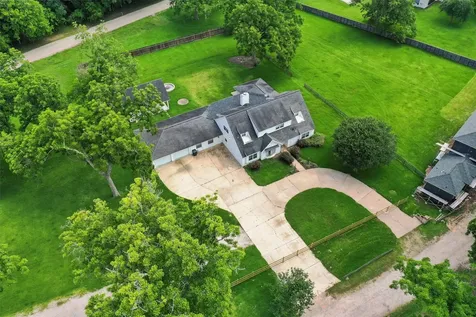 5511 Greentree Drive Sugar Land TX 77479