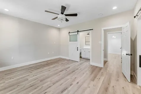 50 Hunters Creek Drive Huntsville TX 77340