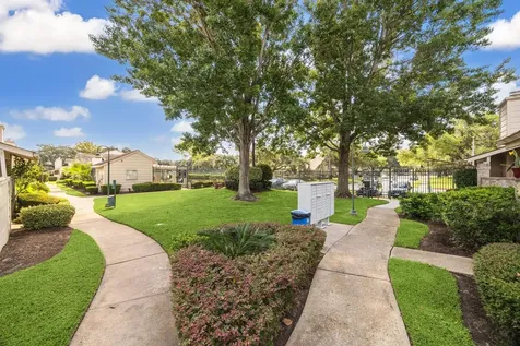 13020 Leader Street 927 Houston TX 77072
