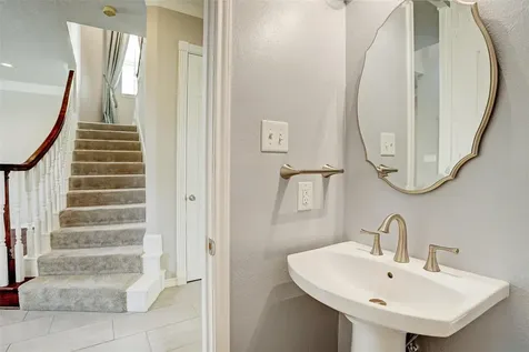 4425 Mildred Street Bellaire TX 77401