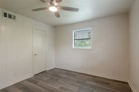 525 12th Street 8 Huntsville TX 77340