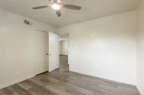 525 12th Street 8 Huntsville TX 77340