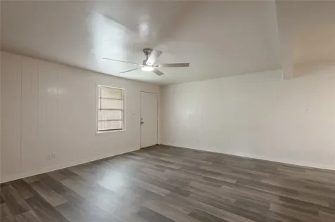 525 12th Street 8 Huntsville TX 77340