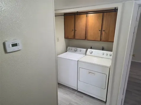 3025 Walnut Bend Lane 21 Houston TX 77042