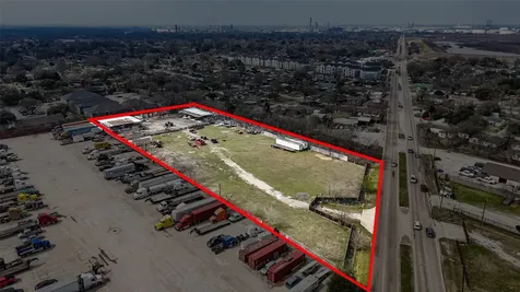1760 Allen Genoa Road Houston TX 77017