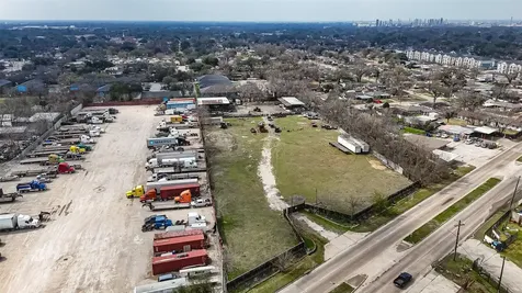 1760 Allen Genoa Road Houston TX 77017
