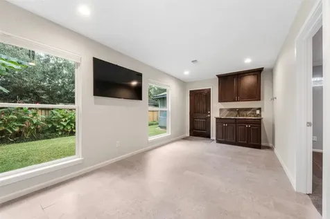 2214 Lakeville Dr Drive Kingwood TX 77339
