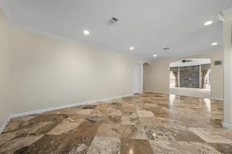 2214 Lakeville Dr Drive Kingwood TX 77339