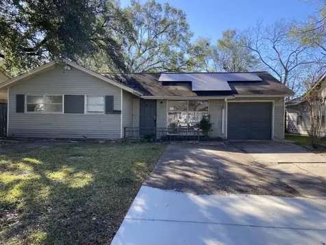 5810 Belmark Street Houston TX 77033