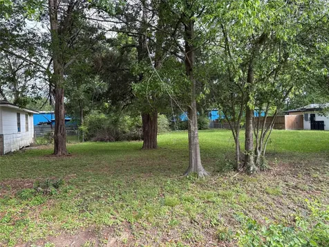 216 & 214 Belmont Street Tomball TX 77375