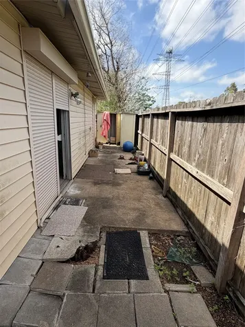 4102 Sherwood Lane 12 Houston TX 77092