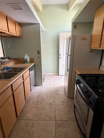 4102 Sherwood Lane 12 Houston TX 77092
